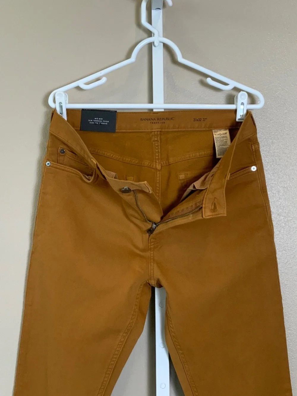 Banana Republic Slim Fit Traveler Pant